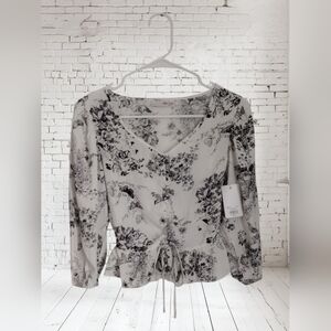 SO White And Black Peplum Blouse Juniots SIZE XS - New With Tags